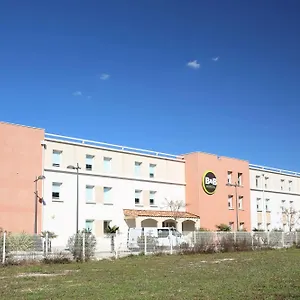 Hotel Marseille Aeroport, Saint-Victoret